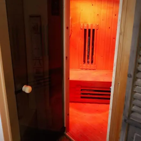 Manana Panzió Cuijk